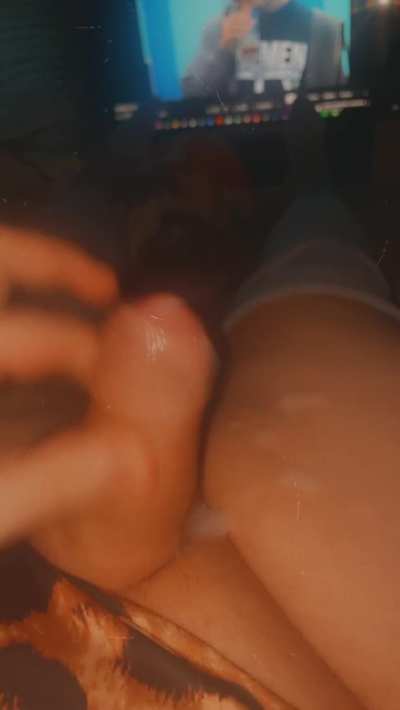 Open your mouth mommys thick cumshot needs a hole to fill