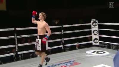 Boxing's White Chocolate is must see entertainment