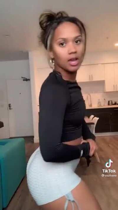 FULL THROTTLE GURL!!!!!! 😳😁