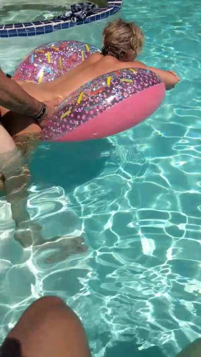 Watching other couples fuck right next to us is a huge turn on. Went traveling with good friends and all weekend long we heard moaning and fucking throughout the house. The best part is after watching the show, we get to join in. 😊🙃