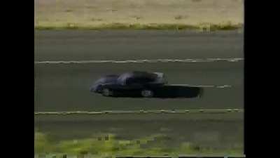 (Arizona) Driver trying to escape the police slams into the rear of a truck and survives