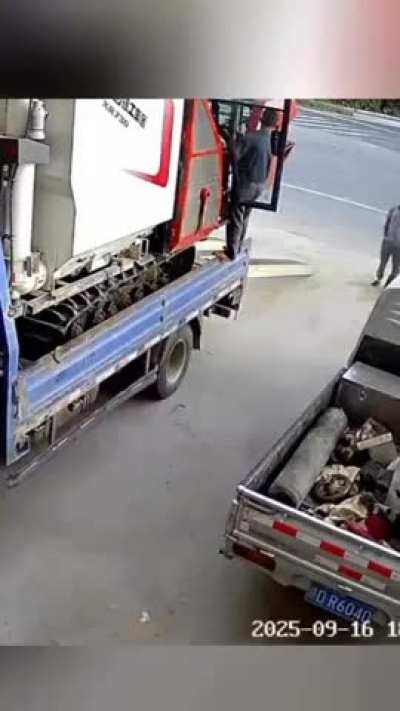 LL: Don't start engine on a truck