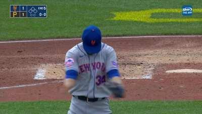 [Highlight] Brandon Nimmo with a super cool and fantastic diving catch.