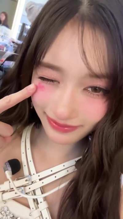 240717 IVE Official TikTok Update with Leeseo - in Manila (Outfit Change)