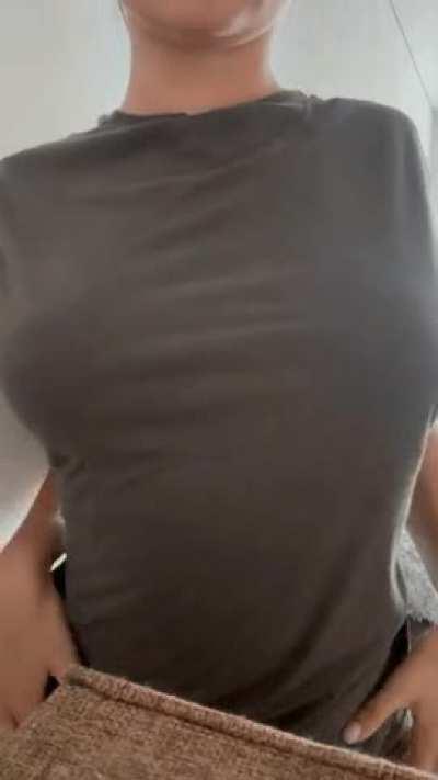 im sure its hard to say no to girls with big tits like me.. (fuckdoll)