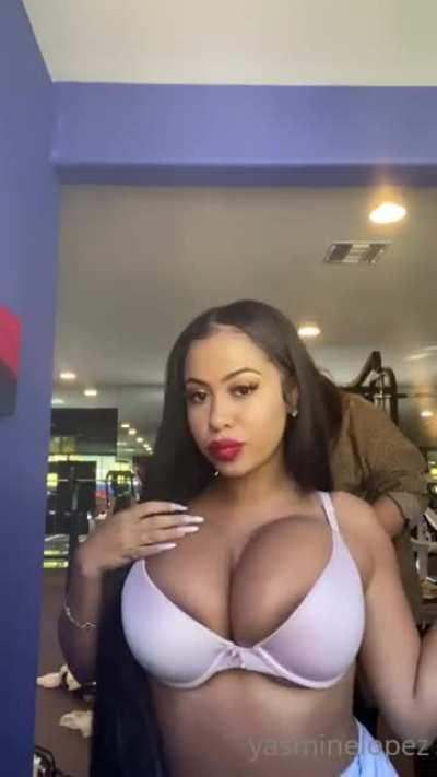 last vid I'm out niggas message me to join premium