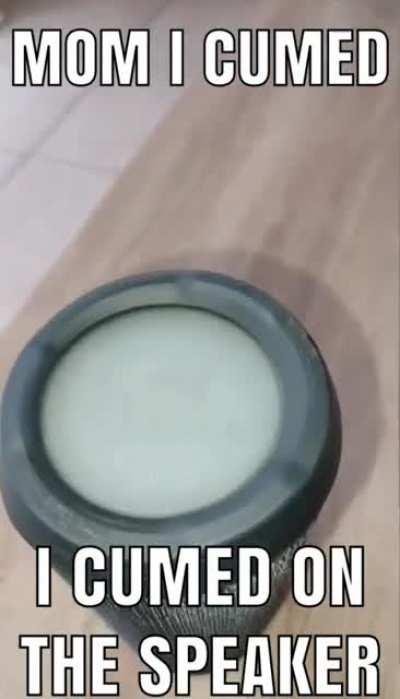 Mom 🥰😖 I made the music pregganant 🥺😁