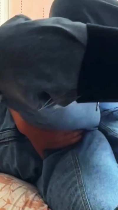 Me n sis rubbing each other after college