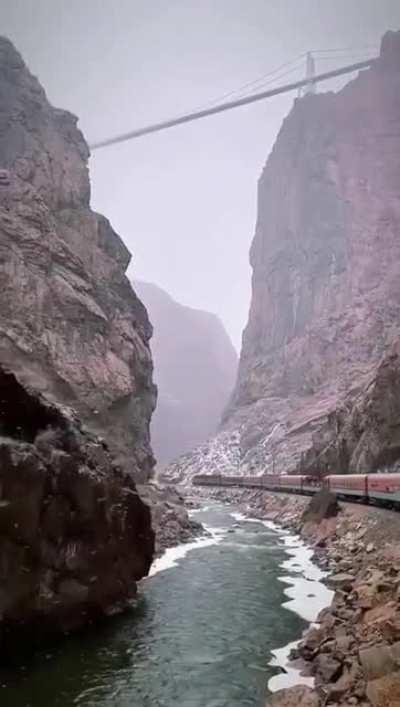 Breathtaking train rides thru Colorado