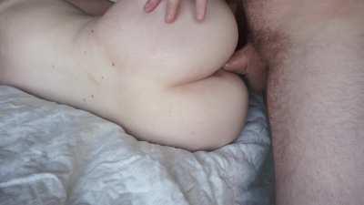 Gripping him to a full pussy