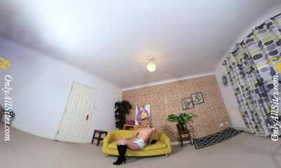 Pippa Doll - OnlyTease