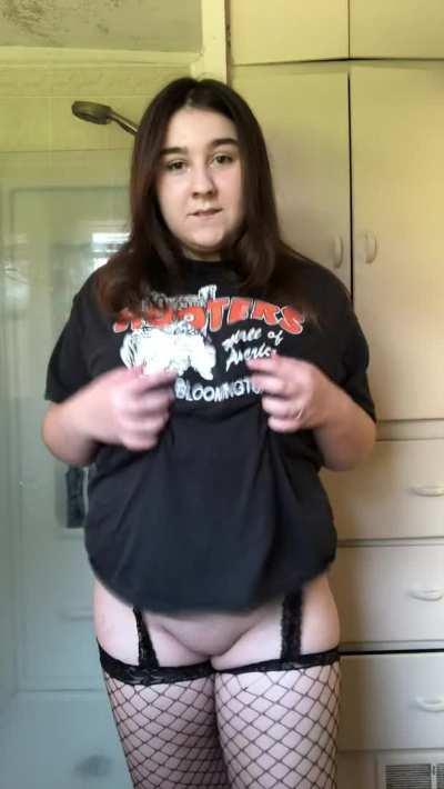 wanna see if I can wrap them around your cock?