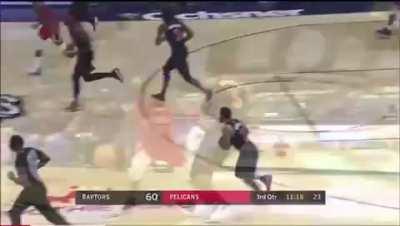 [Highlight] A 20-year old Zion Williamson shows off his skillset against OG Anunoby and the Raptors