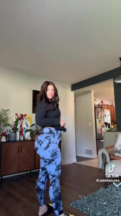 @jadehascake