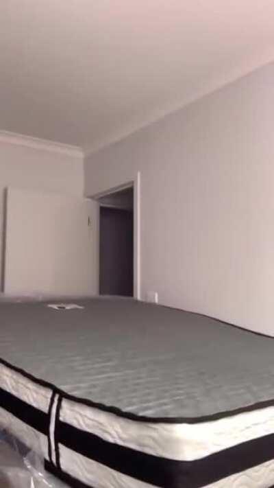 Полежи немного