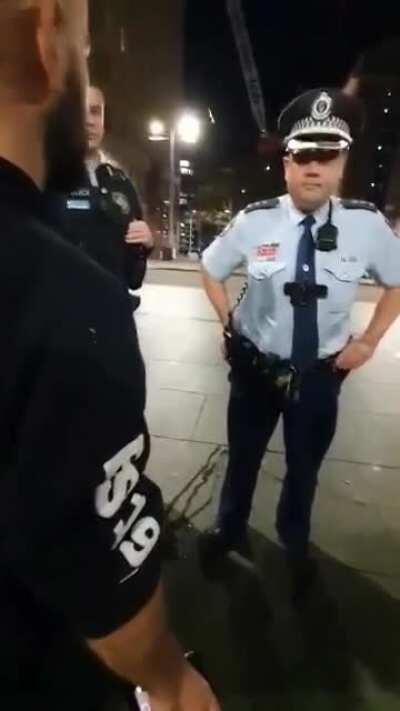 Last night the Sydney Council sent the police to shut down the Community Union Defence League street kitchen in Martin Place. This service is run under the guidance of the Australian Communist Party, and has operated in Martin Place every Sunday since 201