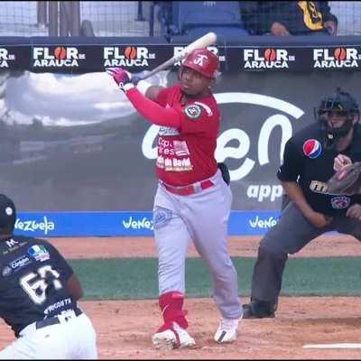 [Highlight] Jesus Marriaga Great Catch, Doubles Runner Off First