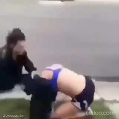 Pelea de mujeres