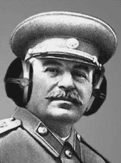 Just a normal Soviet Anthem, nothing to see here.