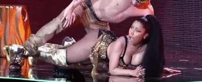 She can do everything🔥