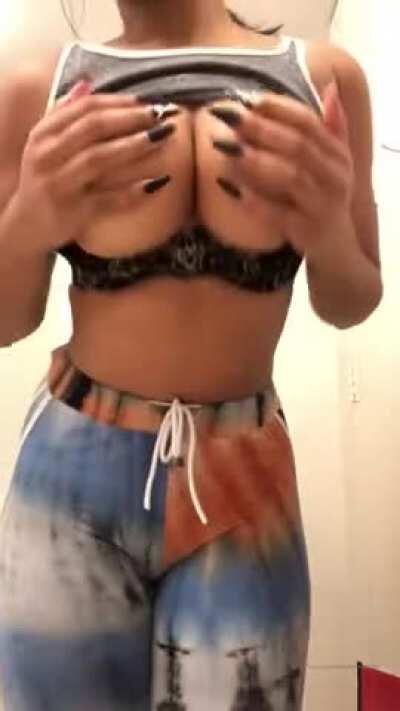 TylerC her Pics and More Videos! Link in Comments