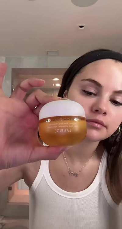 Selena’s skincare routine | TikTok January 2023