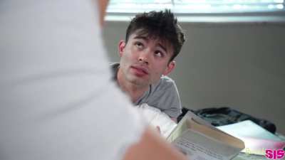 Della Cate - Tasting Stepsisters Pussy