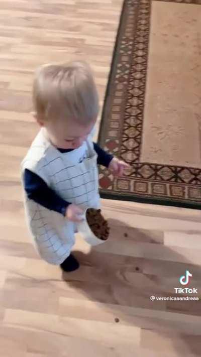 Use both of your hands, buddy