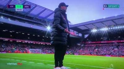 Klopp’s reaction to Salah’s penalty