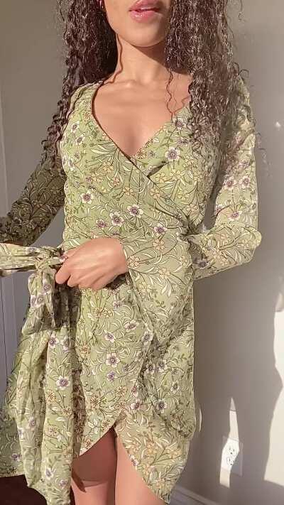 Good girls dont wear panties 😇