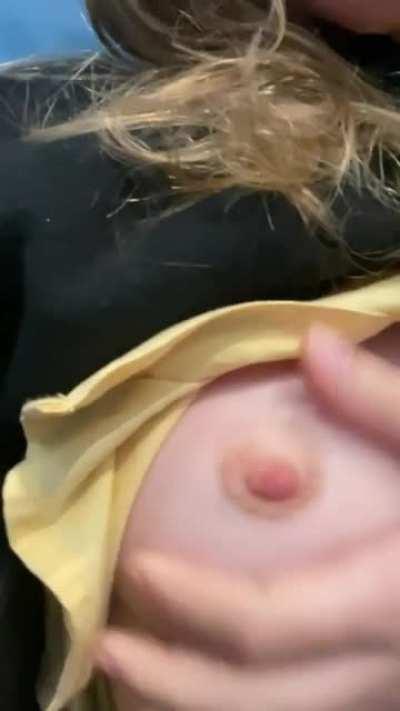 I want you to fuck my tight pussy and my mouth 😚 (f)