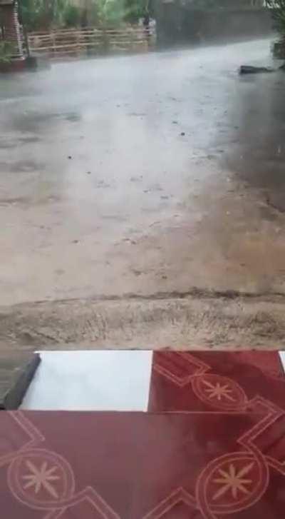 Hujan Es. My friend in Indonesia just sent me this video. God I miss silly Indonesian sense of humour