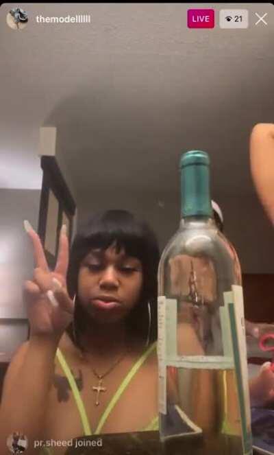 NSFWIGLive - Video #4032