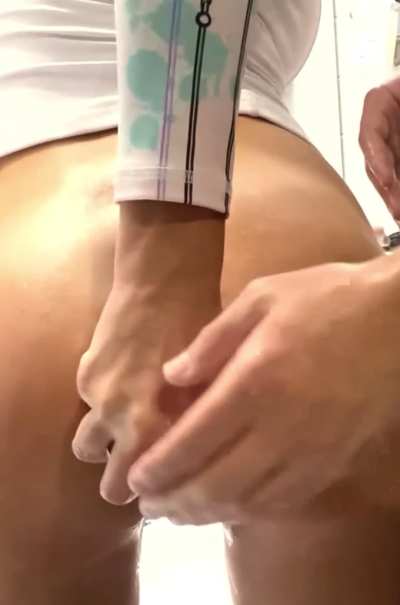 Can stays inside at the gym