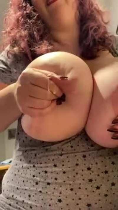 Spraying you down while you dick me down!💋