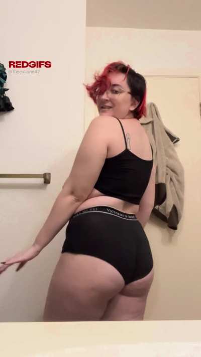 My ass just needs a few spanks