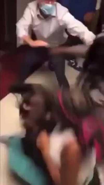 White girl gets beaten by an angry mob