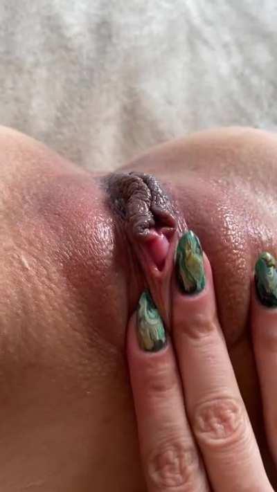 Please rate my pussy