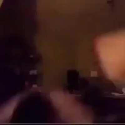 im boutta sing a song