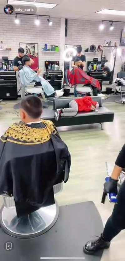 live from today 🍑 👀