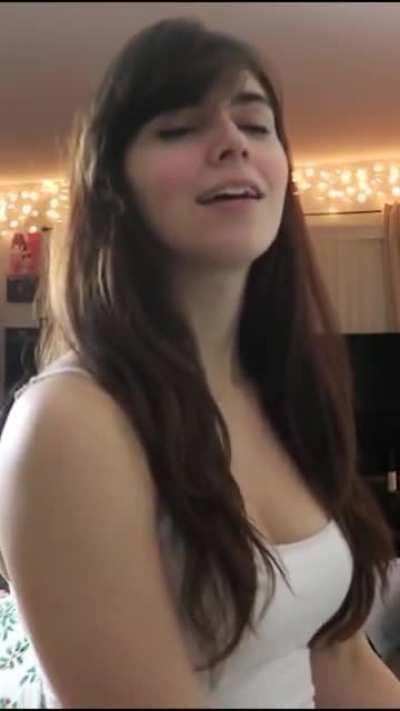 piano playing & tits