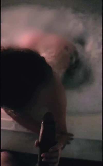 Handy white chick tells that I've got "such a beautiful dick"