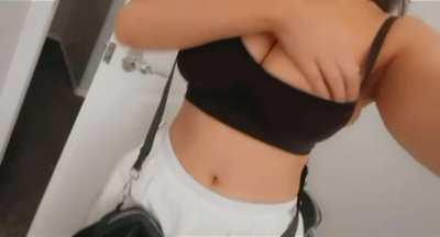 Pretty face pretty titty