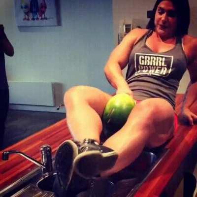 MRW I’m Pac-Man and the wife and I split recently so I joined tinder to release some stress.