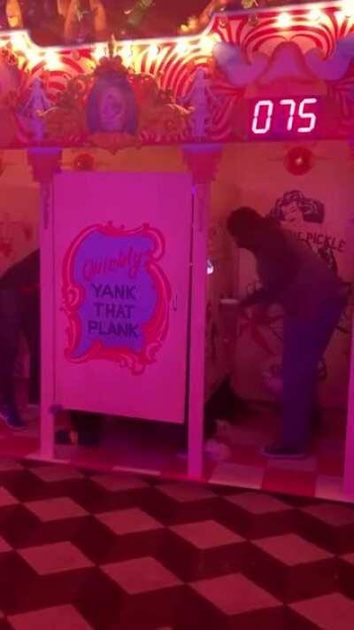 Самая быстрая рука на диком западе.