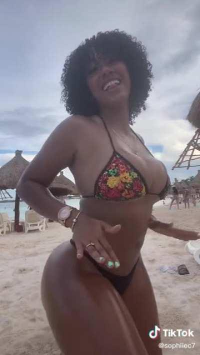 Sophiie (@iamsophiieilkosky)