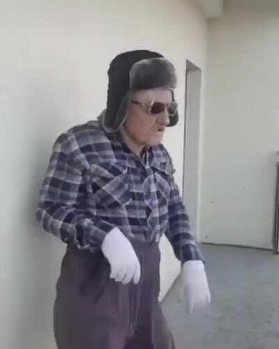 Senis prisiminė jaunystę