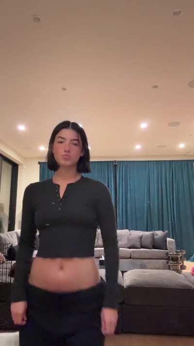 Doing Tyla's dance 😵‍💫