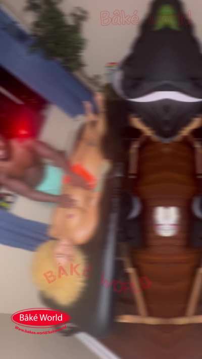 if i massage you, can my friend touch too, 4 hands massage