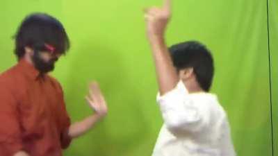 Saiman aur sabhi say sena karyakarta ko 1M ki hardik shubhkamnaye. :-)